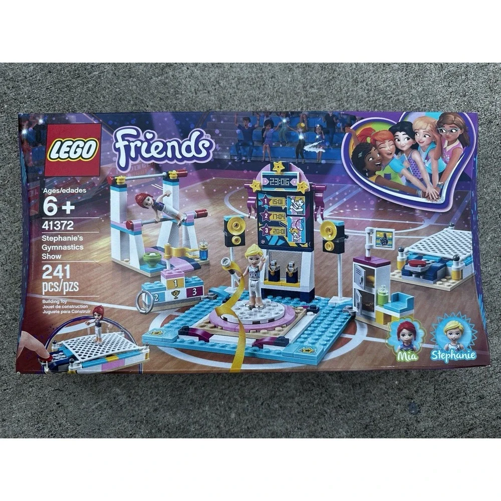 Lego #41372 Friends Stephanie's Gymnastics Show 241 pcs Retired New Sealed Box
